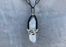 Load image into Gallery viewer, Large Quartz Point Necklace