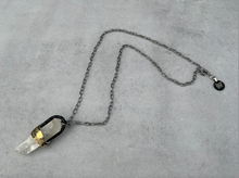 Load image into Gallery viewer, Medium Quartz Point Necklace